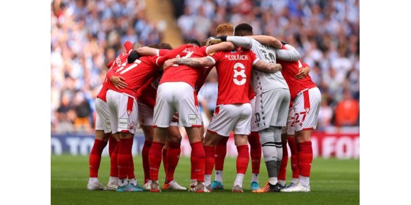 ¿Qué equipos se clasificaron para la Liga de Campeones hace más de 20 años?